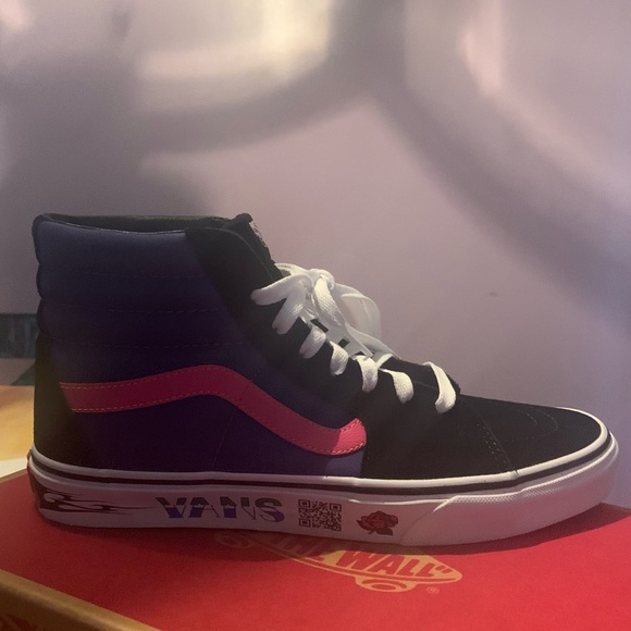 Van SK8 Hi Top Unisex Skate Shoes - Picture 6 of 16